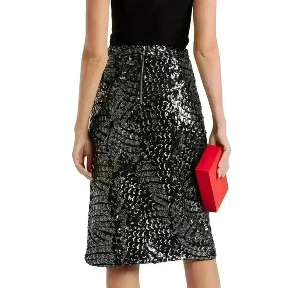 Walter Baker Josette Embellished Mesh Skirt Knee Length Size 6 - Picture 2 of 15